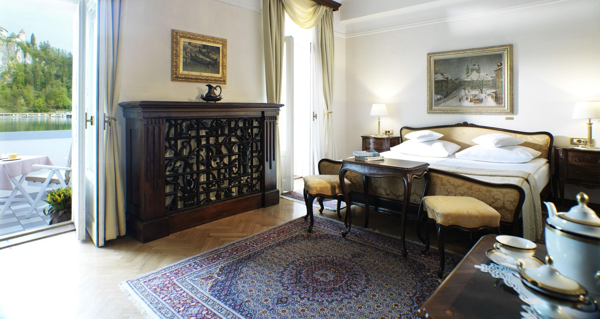 Grand Hotel Toplice - Small Luxury Hotels Of The World Bled Luaran gambar A room at the hotel