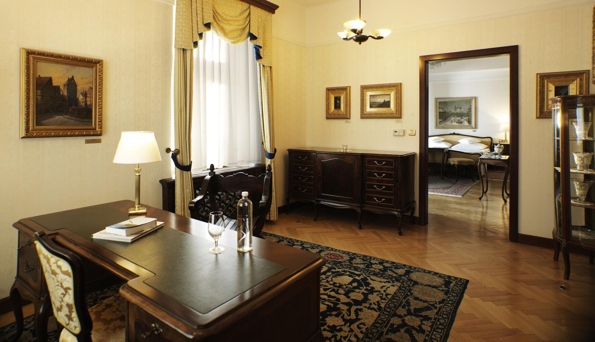 Grand Hotel Toplice - Small Luxury Hotels Of The World Bled Luaran gambar Suite