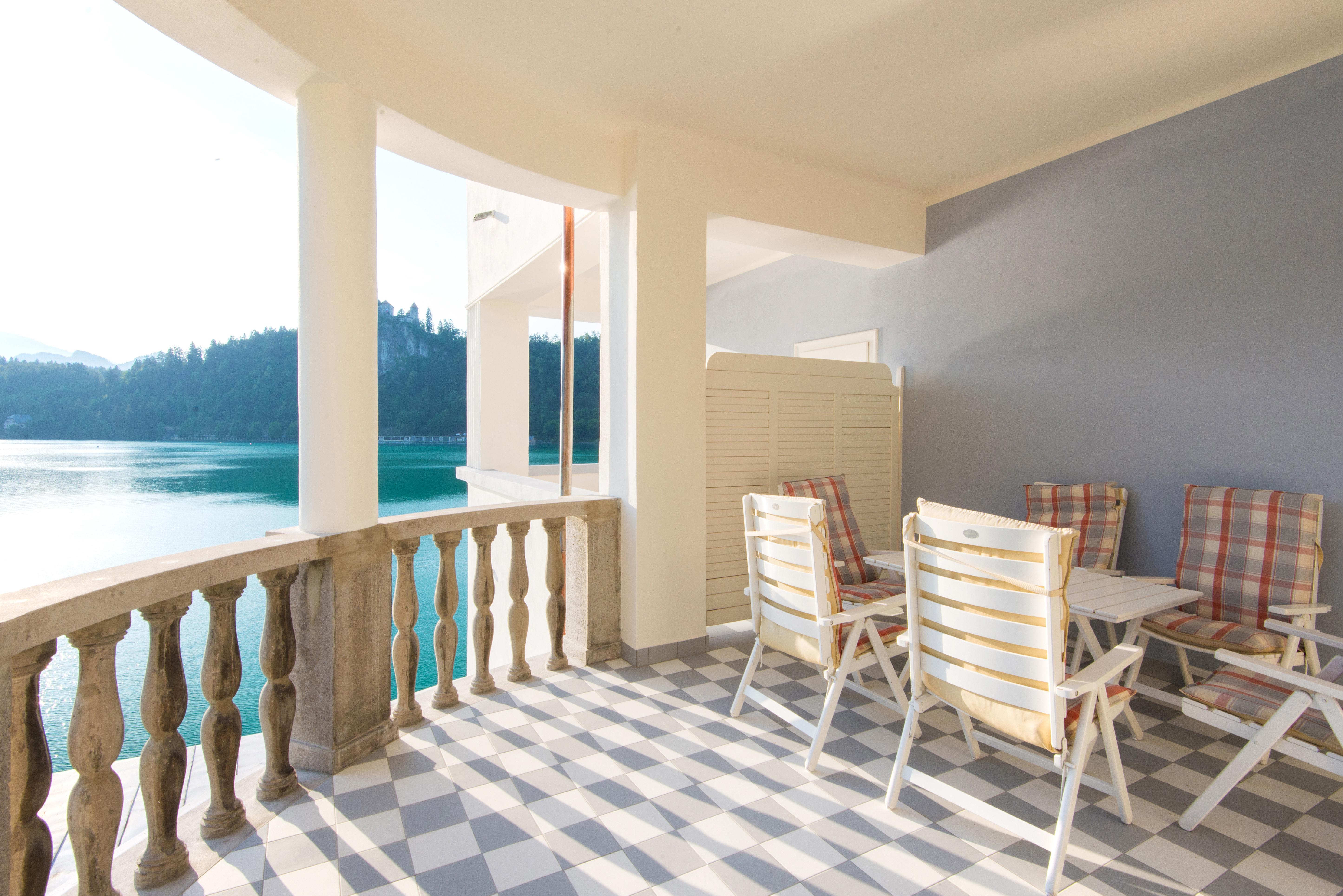 Grand Hotel Toplice - Small Luxury Hotels Of The World Bled Luaran gambar A balcony